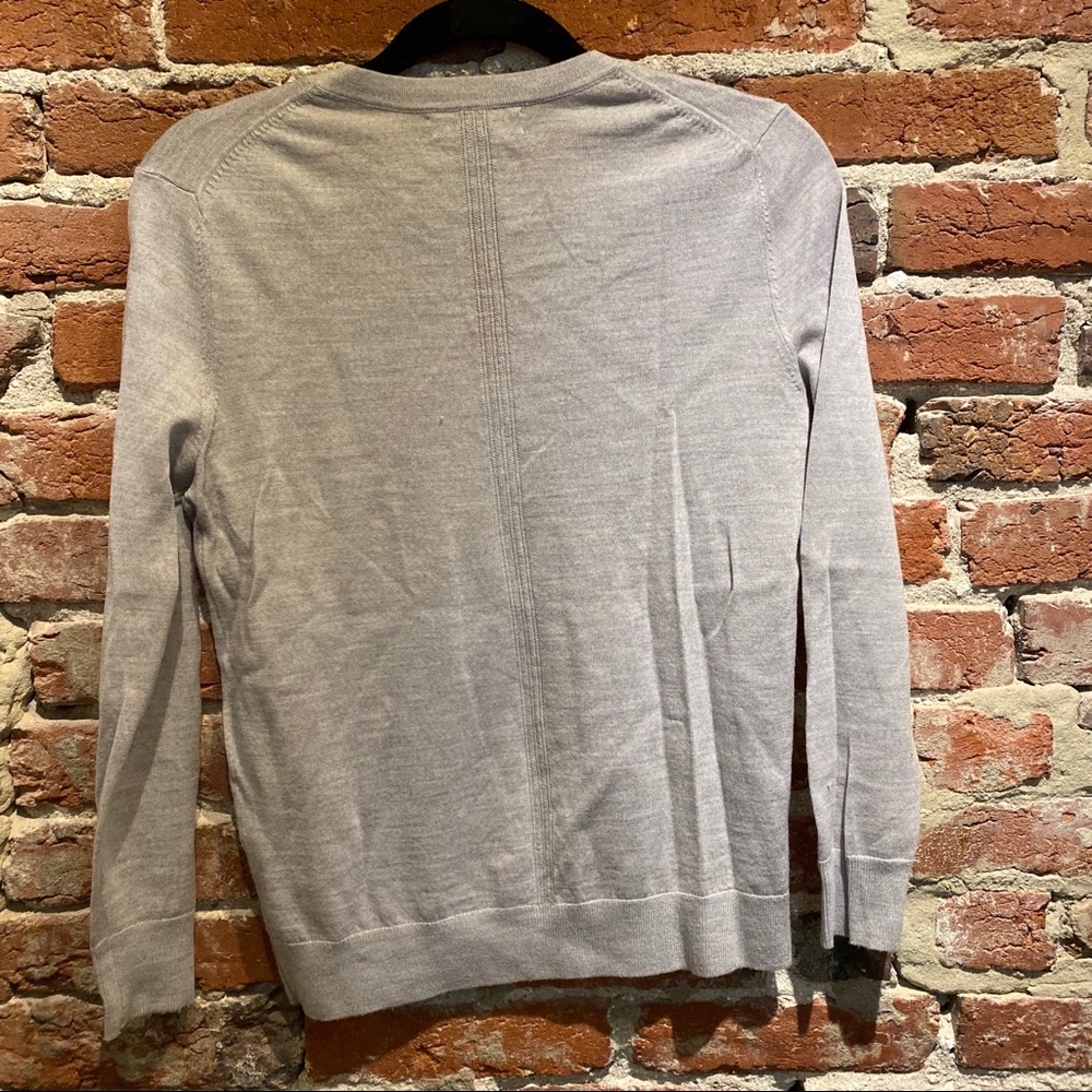 Banana Republic Wool Sweater - Picture 4 of 4